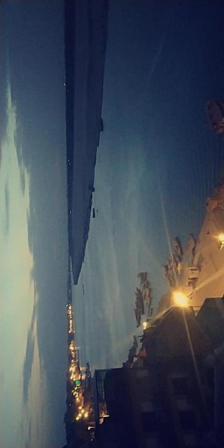 Shiva Ganges View Guest House Varanasi Dış mekan fotoğraf