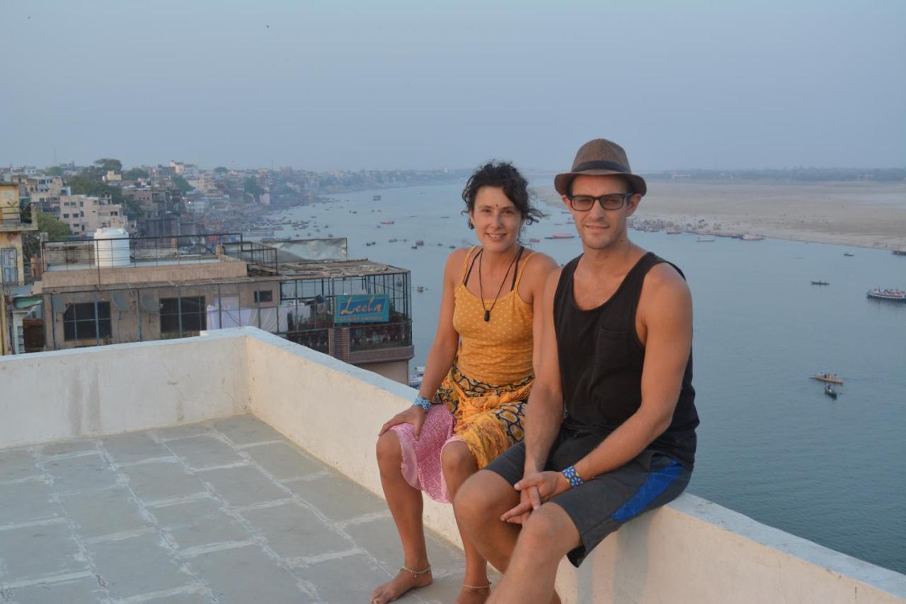Shiva Ganges View Guest House Varanasi Dış mekan fotoğraf